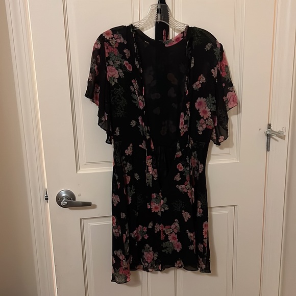 Zara Floral Dress - Picture 9 of 9